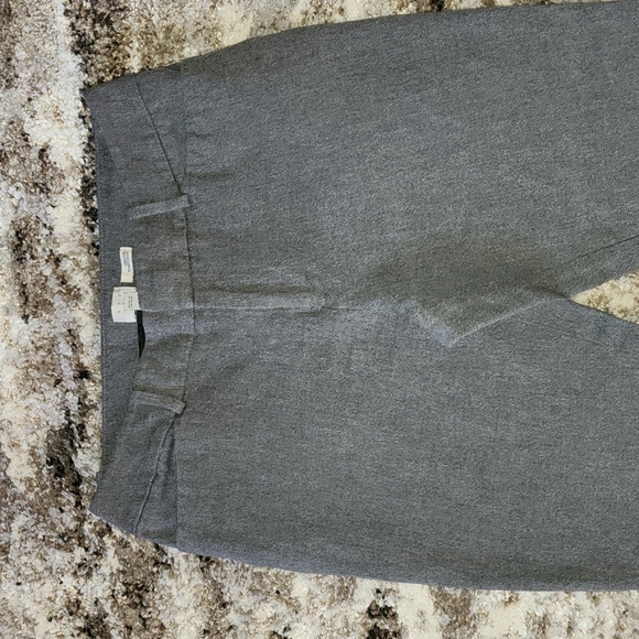 Capri Dress Pants Size 8 - Picture 2 of 5